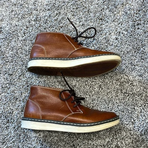 EUC Johnston & Murphy Boys McGuffey Leather Lace Up Chukka Boot Sz 1.5 - Picture 2 of 12
